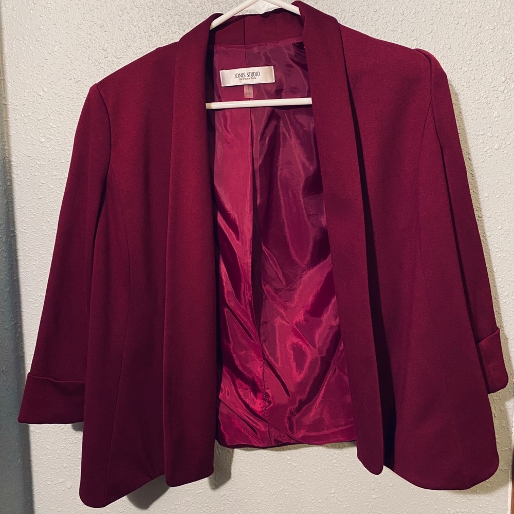 Jones Studio Separates Size 4 Cranberry Blazer